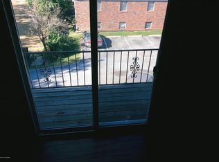 9612 Westport Rd APT 12, Louisville, KY 40241