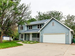 1102 14th Ave SE, Altoona, IA 50009