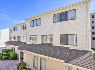 209 75th Ave N #T-8, Myrtle Beach, SC 29572