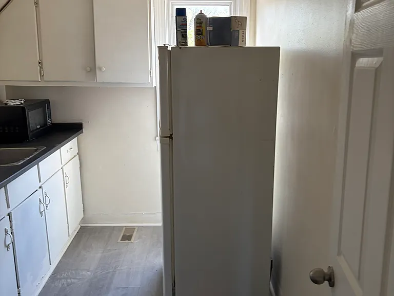 312 Hill St — Photo 12