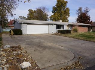 817 Mellinger Dr, Salina, KS 67401