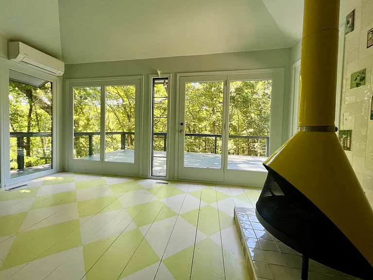 5900 Sylvan Rd — Photo 7
