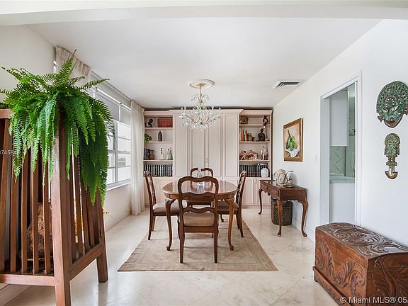 5th image of 9100 W Bay Harbor Dr #6-B