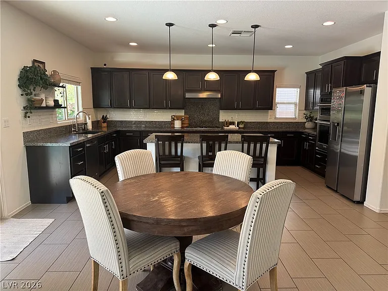 2925 Green Falls Ave — Photo 8
