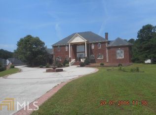 622 Gingercake Rd, Fayetteville, GA 30214