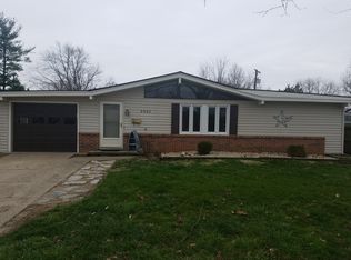 2921 18th St, Columbus, IN 47201