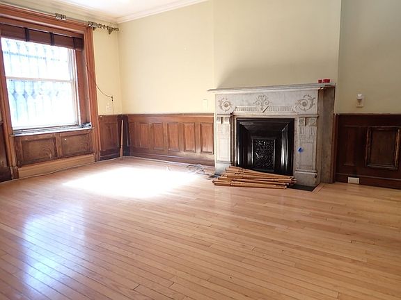 2nd image of 43 Brevoort Pl #1