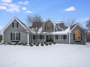 25843 S Courtney Rd, Plainfield, IL 60585