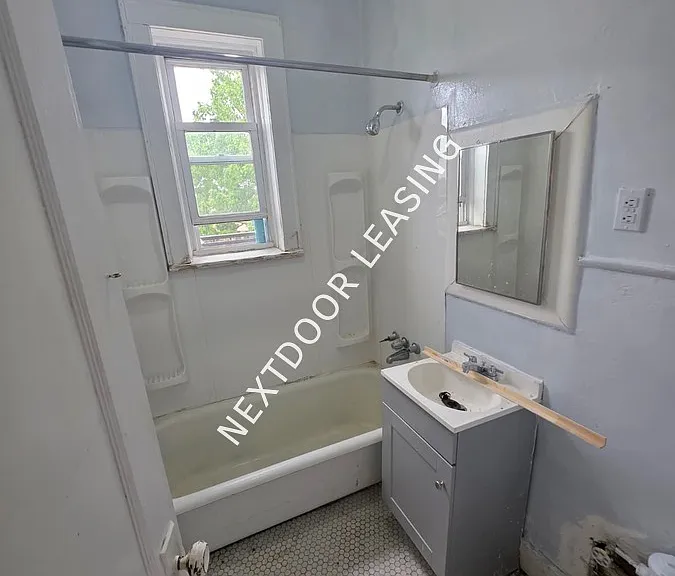 5 Kelly Pkwy #404 — Photo 2