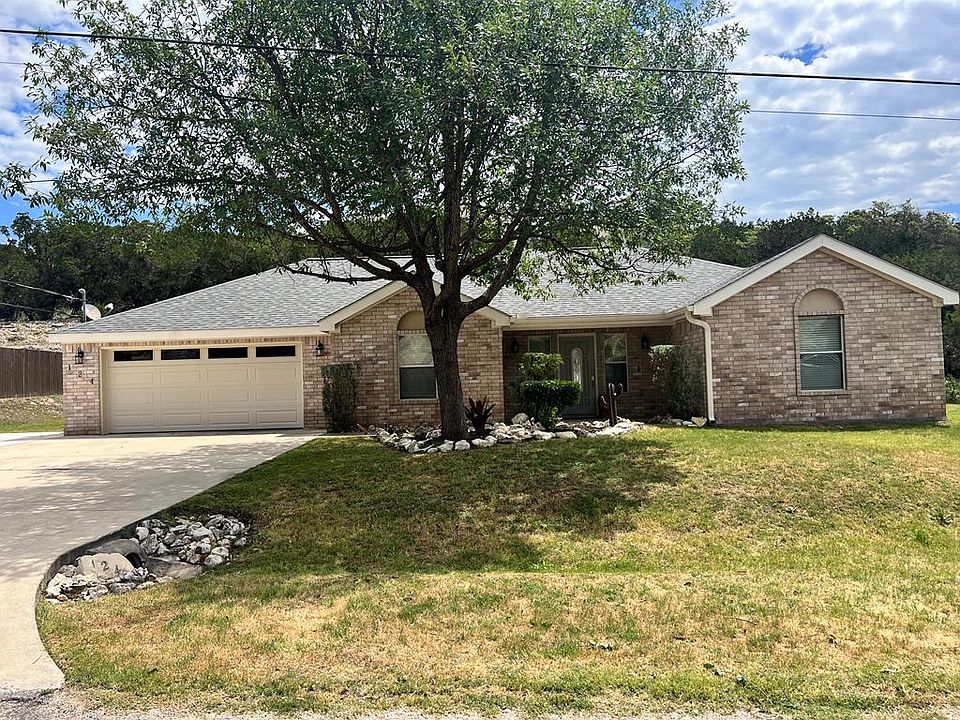 1st image of 124 Fannin Dr