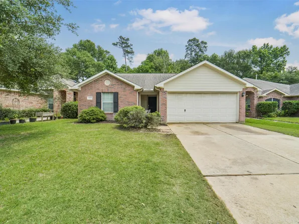 12023 Belle Ct, Pinehurst, TX 77362
