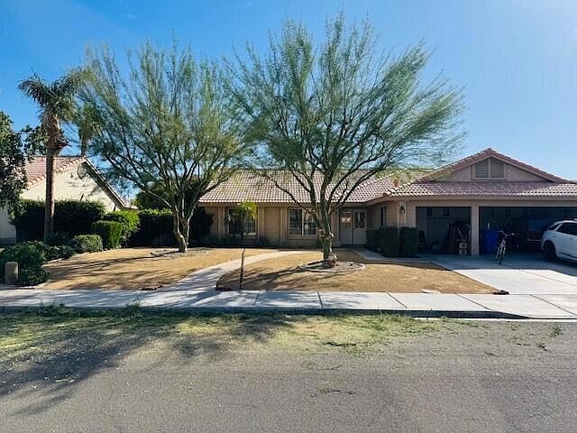 1st image of 44640 Verbena Dr