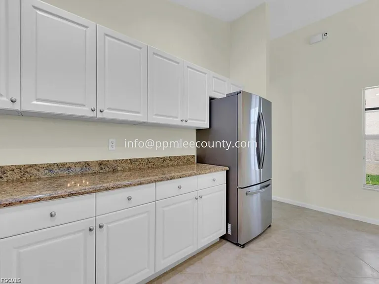 11075 Lancewood St — Photo 5