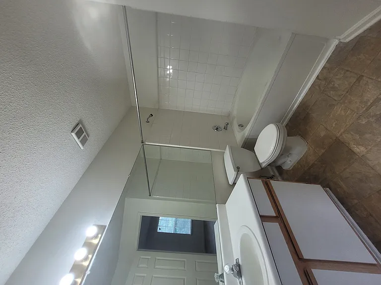 Wesley Place Apartments at Lawrenceville — Photo 152
