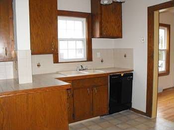 4th image of 36227 Manila Ave