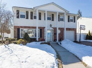 1924 Decatur Ave, Bellmore, NY 11710