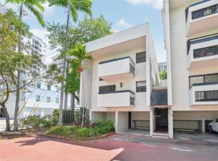 400 Valencia Ave APT 2, Coral Gables, FL 33134