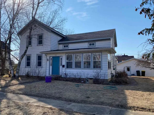 915 Madison St, Sauk City, WI 53583