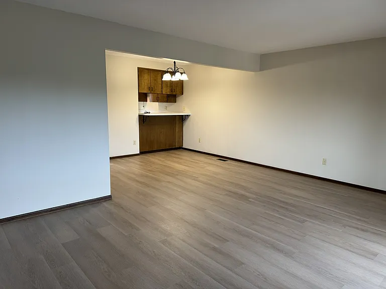 Chestnut Place Apartments — Photo 34