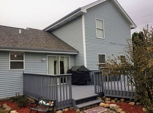 417 High Line St, Belvidere, IL 61008