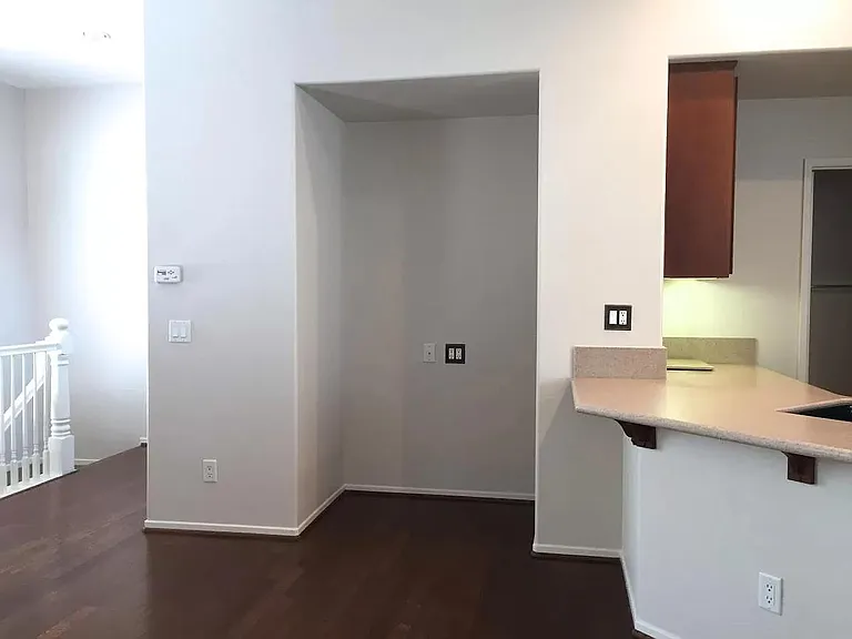 503 Almond Rd — Photo 3