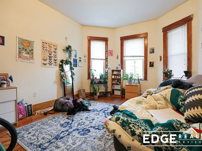346 Faneuil St #2 — Photo 10