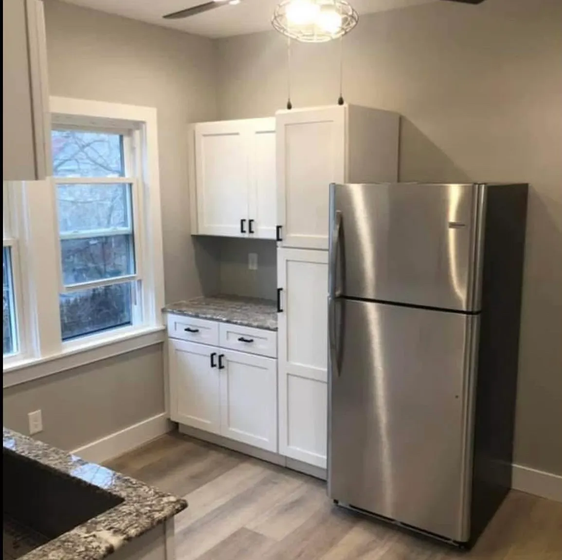 171 Blaine Ave — Photo 4