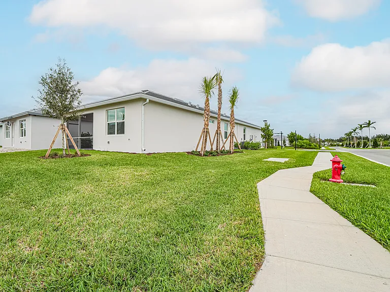 4487 Nautilus Cir — Photo 21