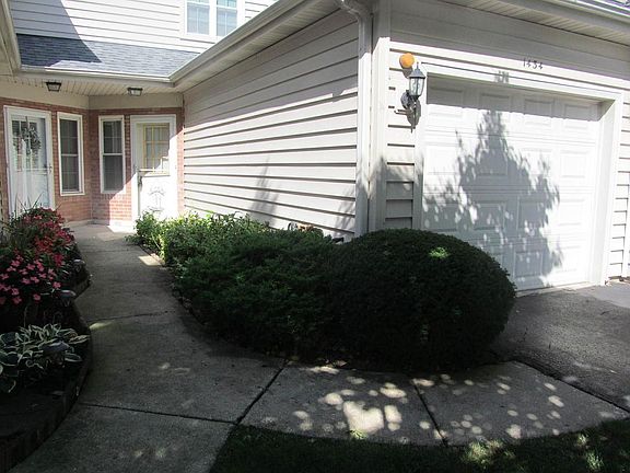 2nd image of 1434 Golfview Dr
