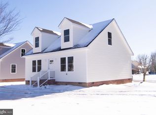 107 Railroad Ave, East New Market, MD 21631