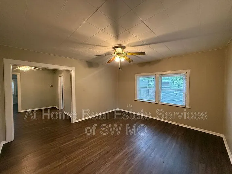 1169 S Kimbrough Ave — Photo 2
