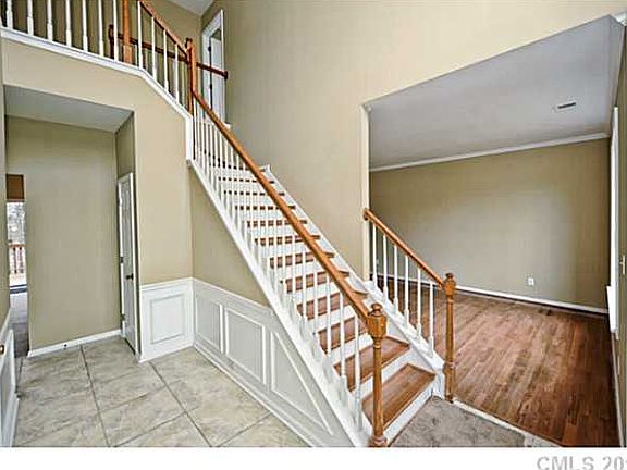 2nd image of 11544 Laurel View Dr
