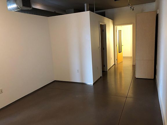 4th image of 2100 16th St Unit 407