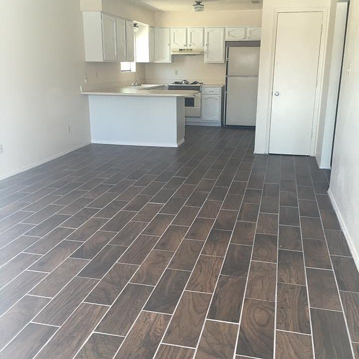 1st image of 318A E Saint Anne Pl