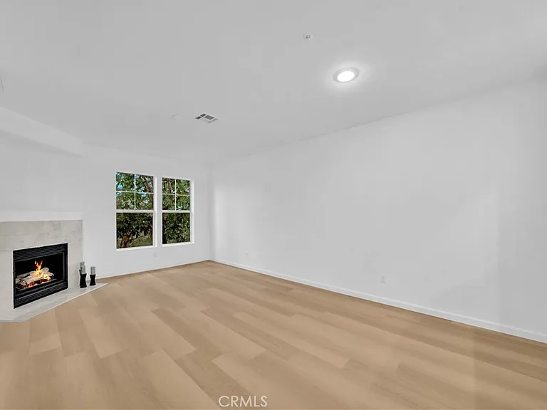 8 Open View Ln — Photo 3