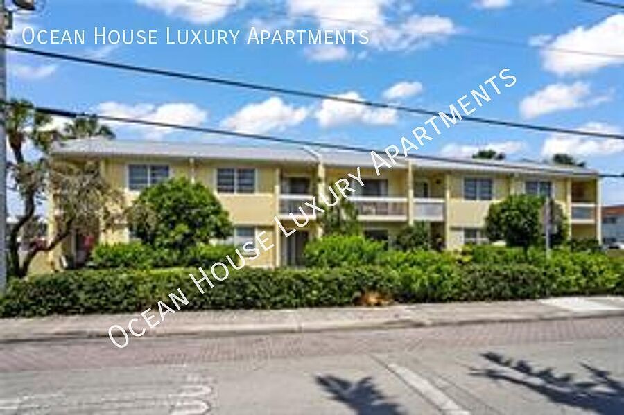 1st image of 2161 NE 36th St