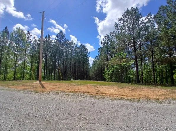 230 Juniper Dr Lot 82, Linden, TN 37096