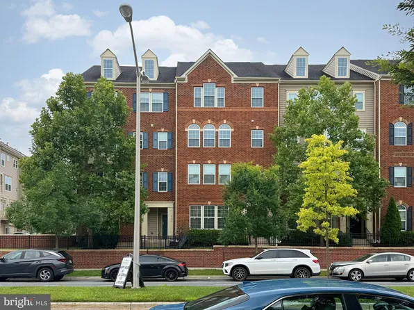 8141 Greenbelt Station Pkwy Unit 303D, Greenbelt, MD 20770
