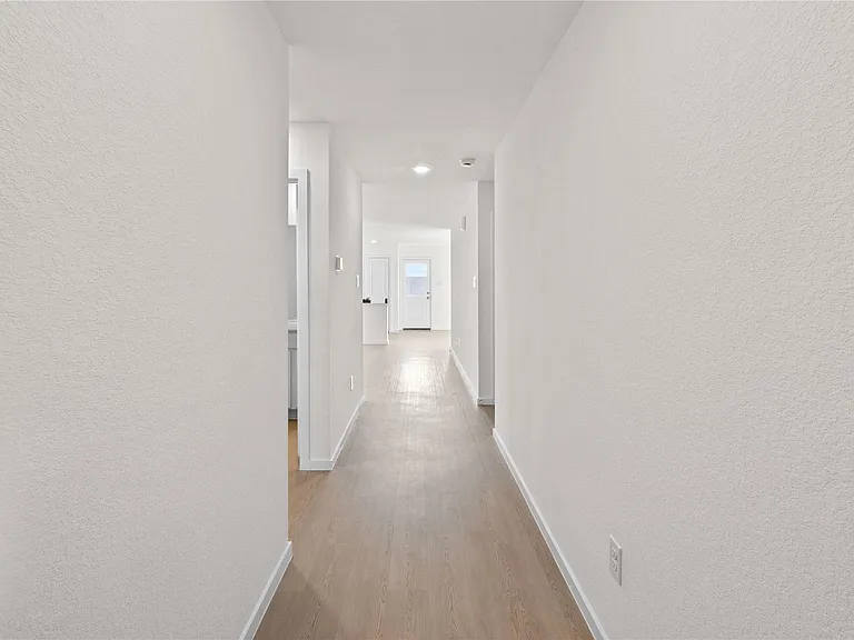 6603 Sassafras Green Dr — Photo 3