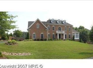 1917 Aquinas Dr, Gambrills, MD 21054