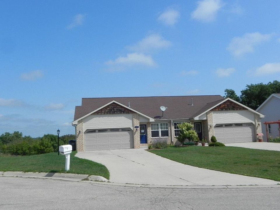 1st image of 303 E Haven Dr