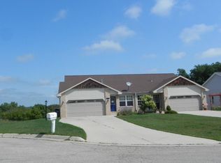 303 E Haven Dr, Watertown, WI 53094