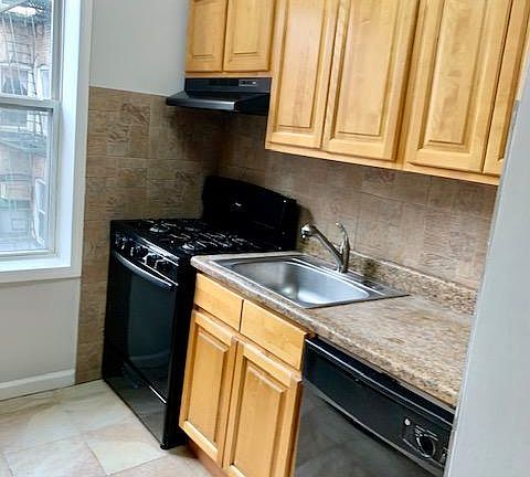2nd image of 19 Kensington Ave #54D