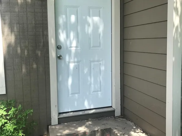 1713 W 5th St, Freeport, TX 77541