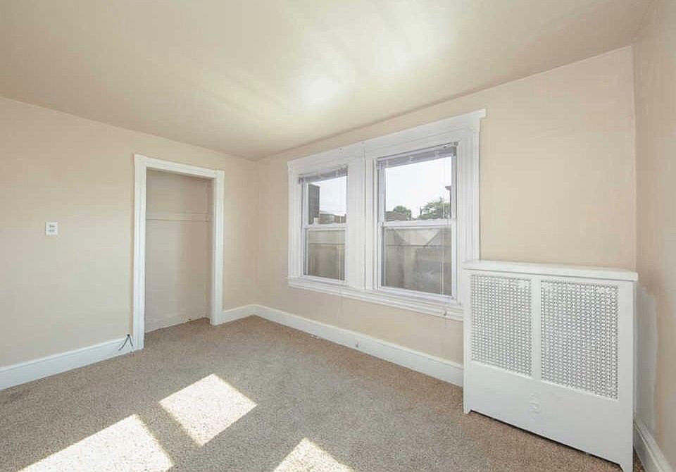 1st image of 106 E Pine St