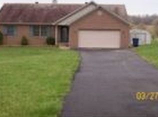 392 E Locust Grove Rd, Utica, KY 42376