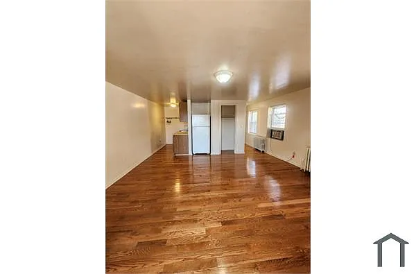 Building Photo - 869 Hollins St #2R