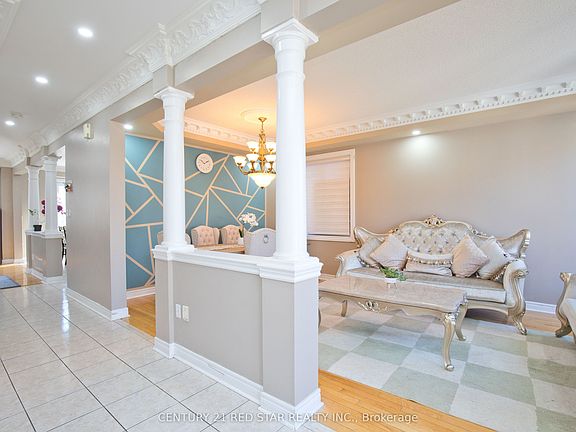 5th image of 3 Okanagan Dr
