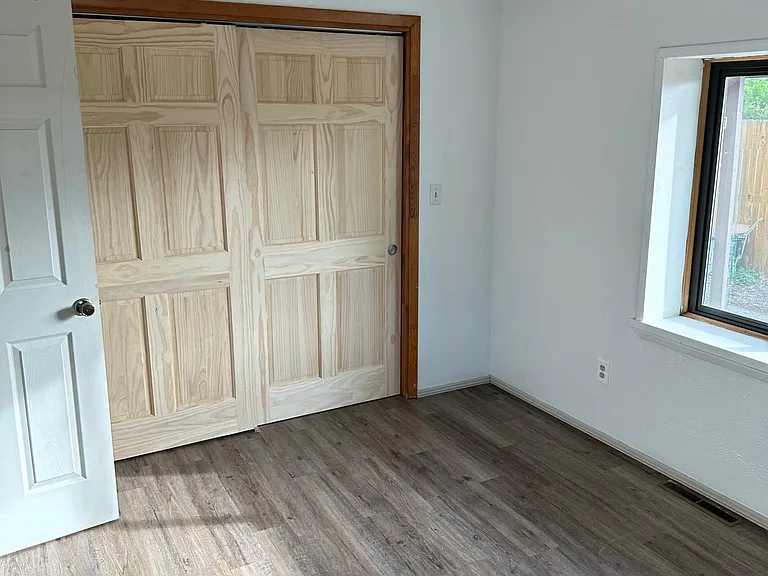 2476 Agua Fria St — Photo 9