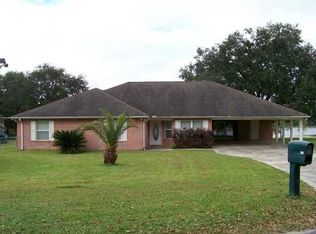 181 E Lakeview Dr, Wewahitchka, FL 32465